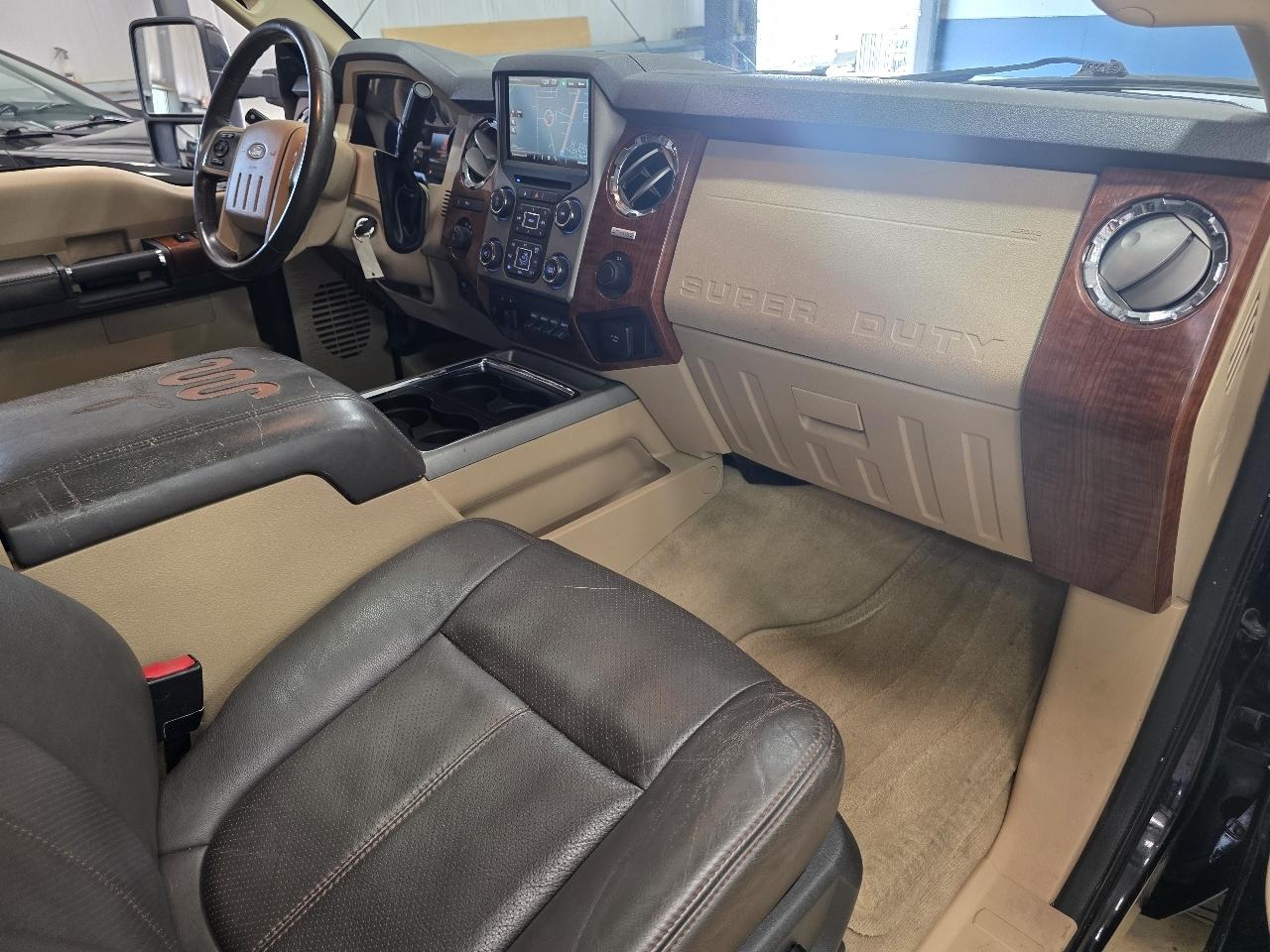 Ford Super Duty F-250 SRW King Ranch 4WD Crew Cab 6.75' Box 2016