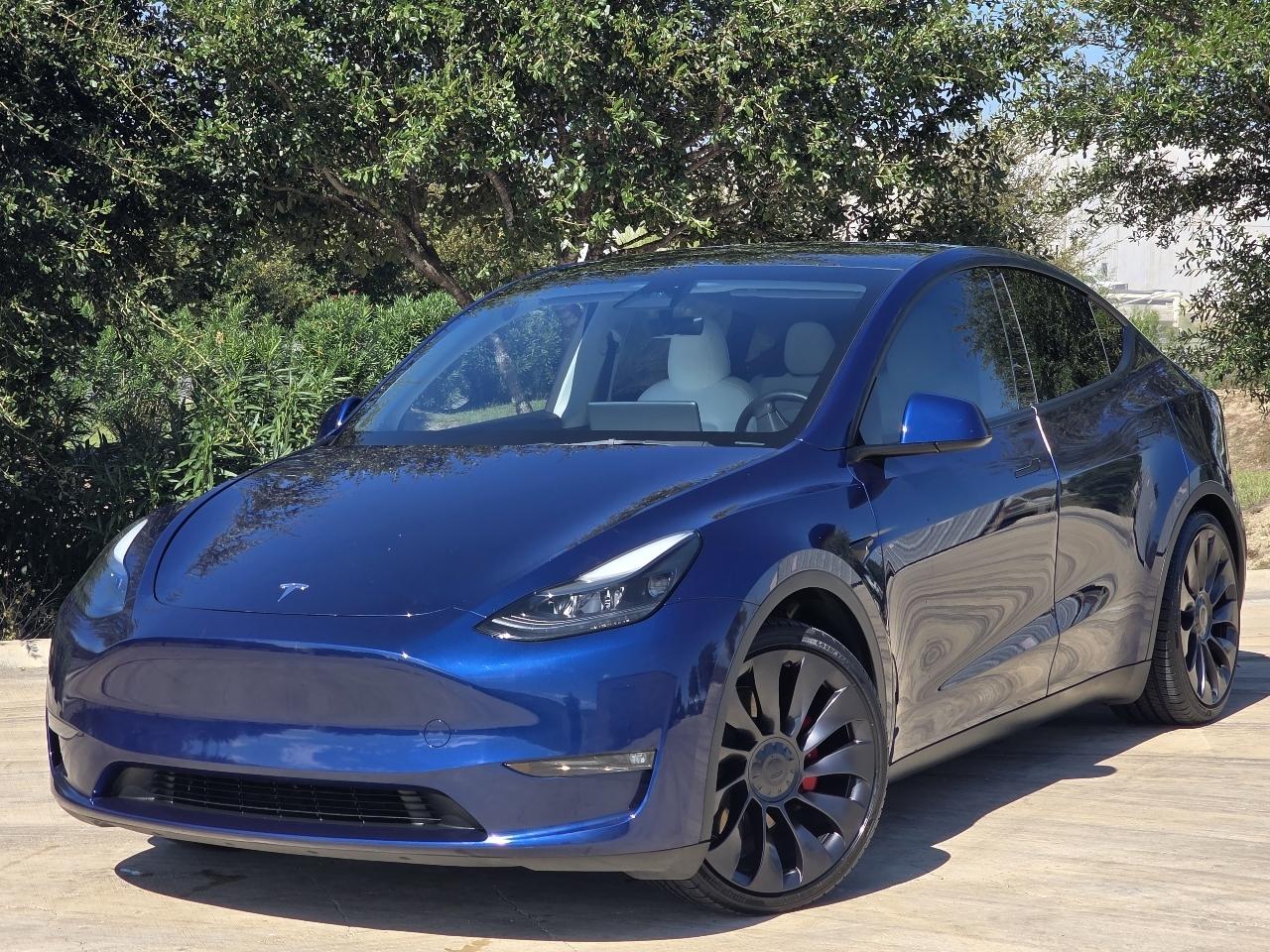 Tesla Model Y Performance AWD 2023