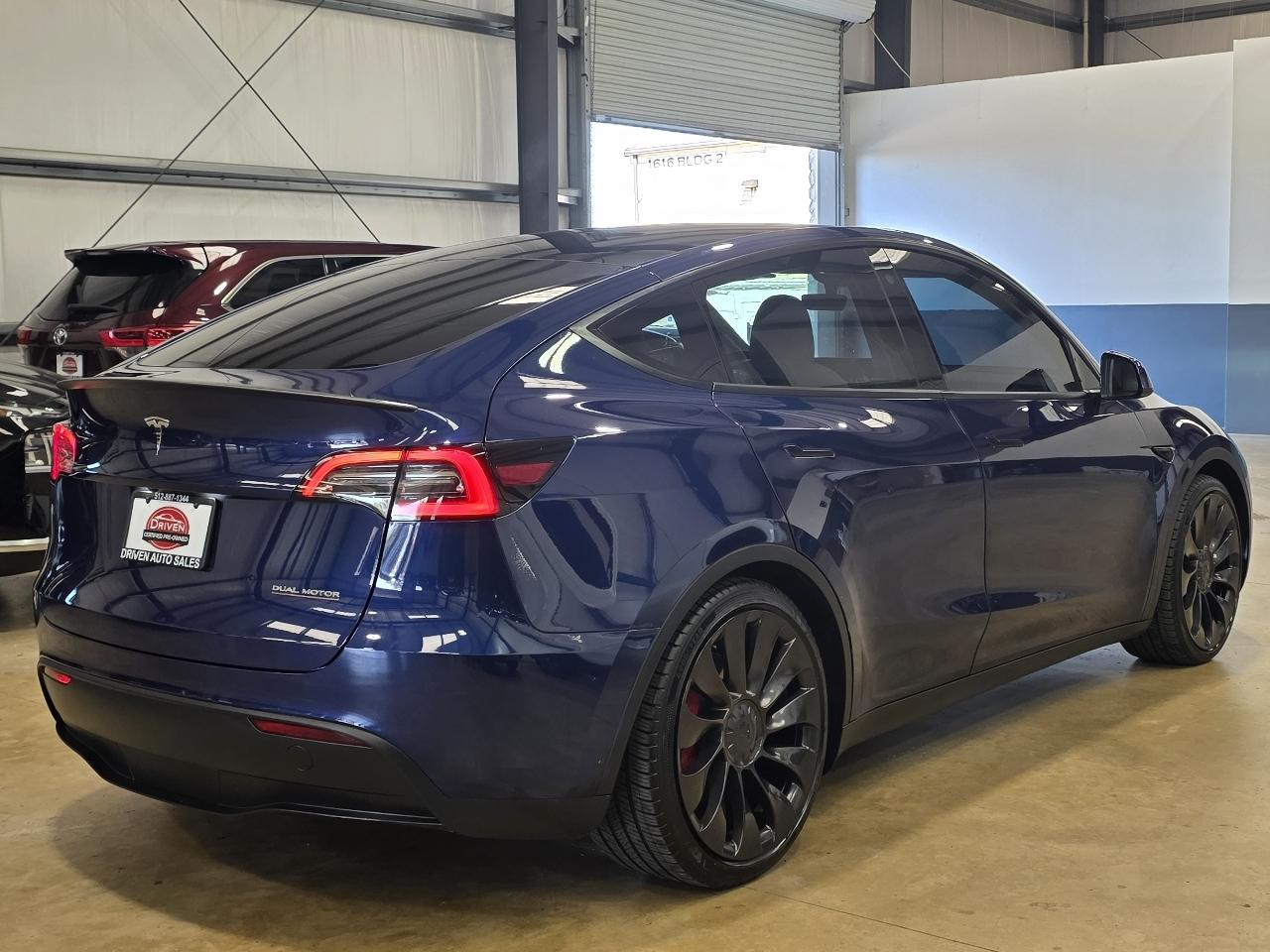 Tesla Model Y Performance AWD 2023