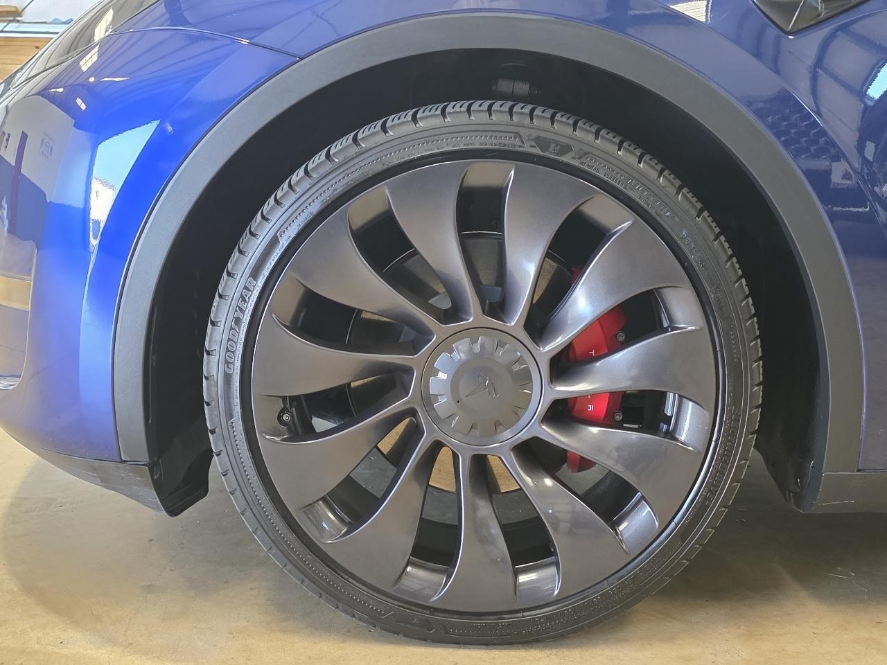 Tesla Model Y Performance AWD 2023