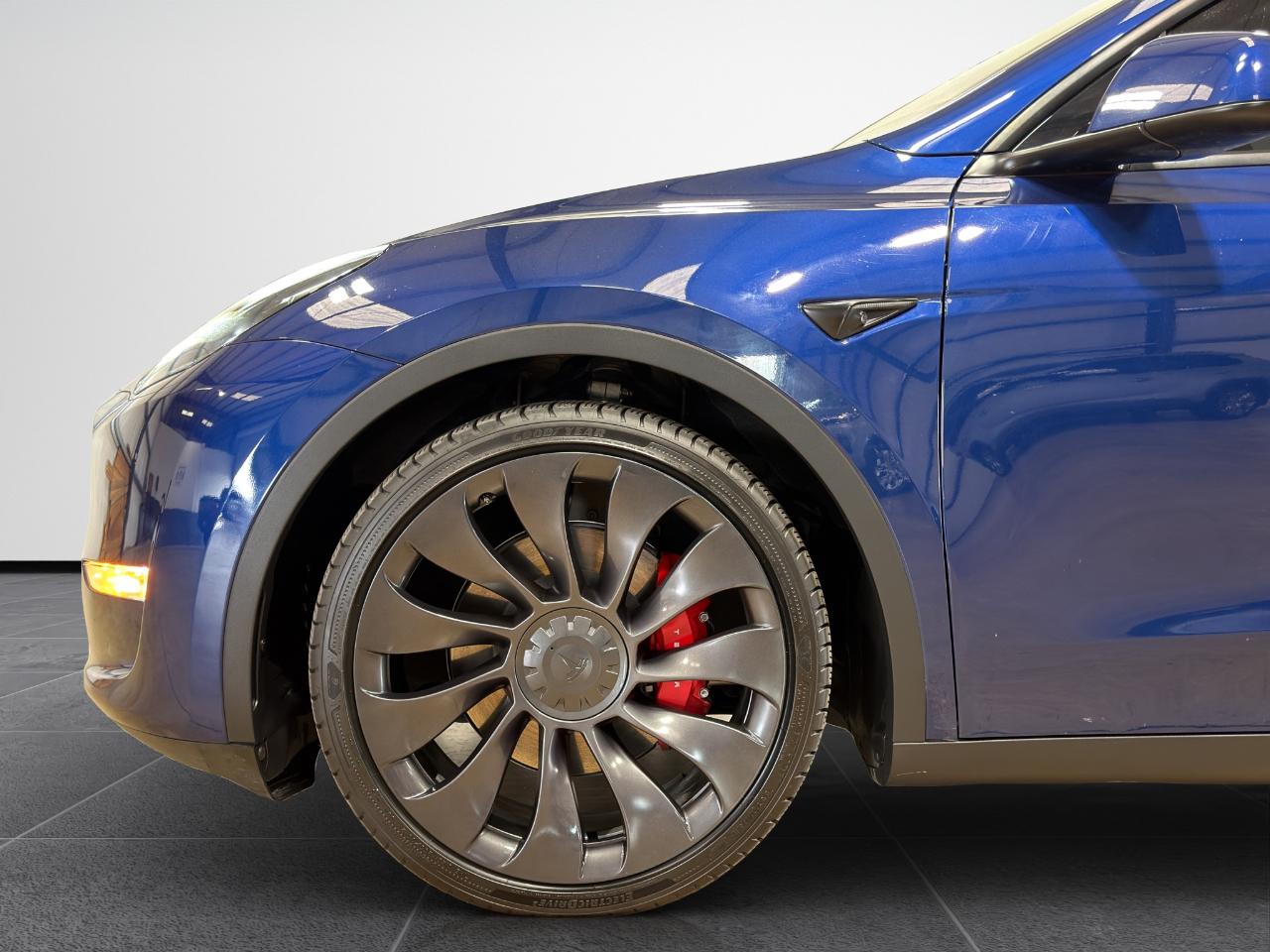 Tesla Model Y Performance AWD 2023