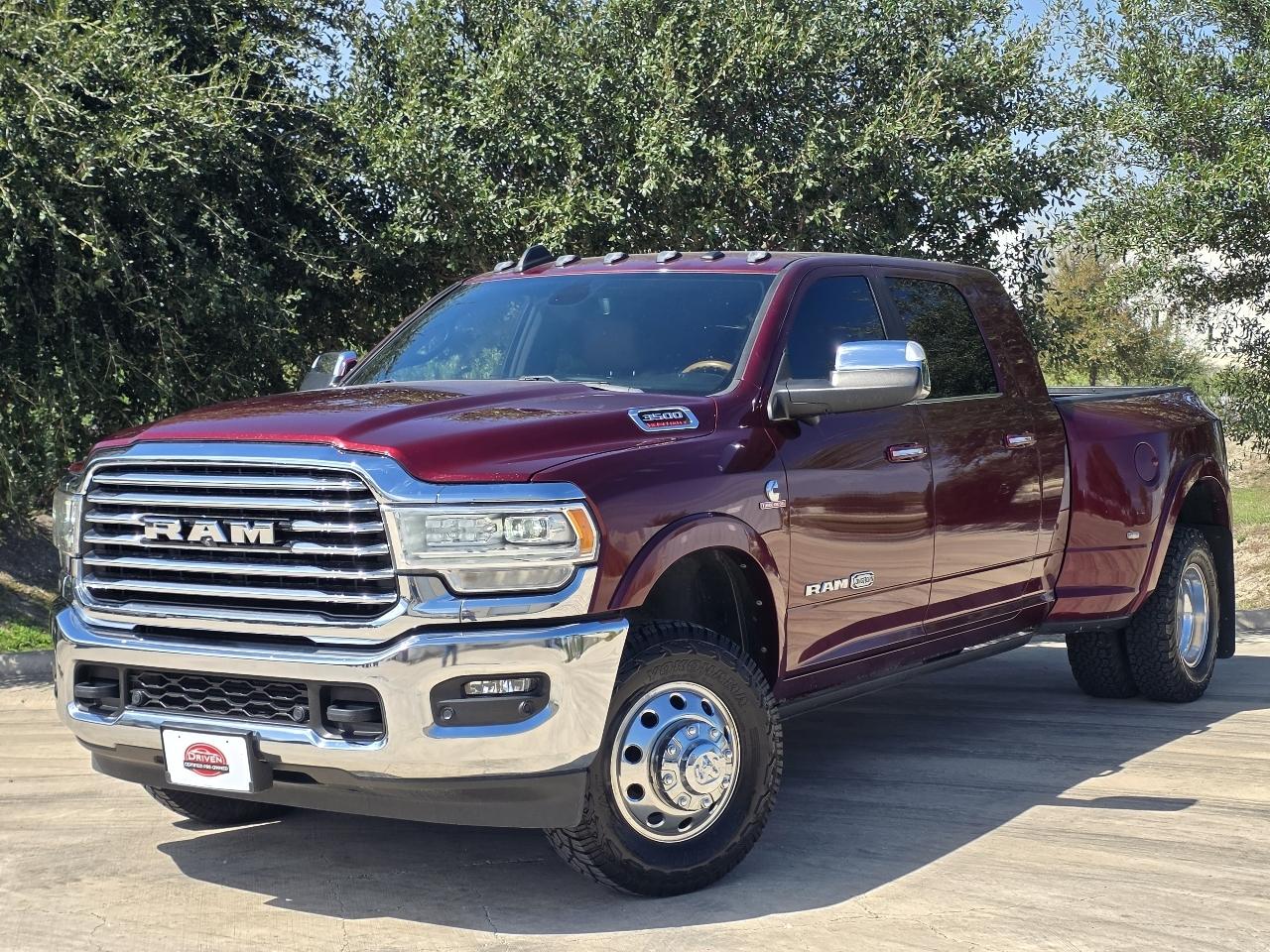 RAM 3500 Longhorn 4x4 Mega Cab 6'4" Box 2020