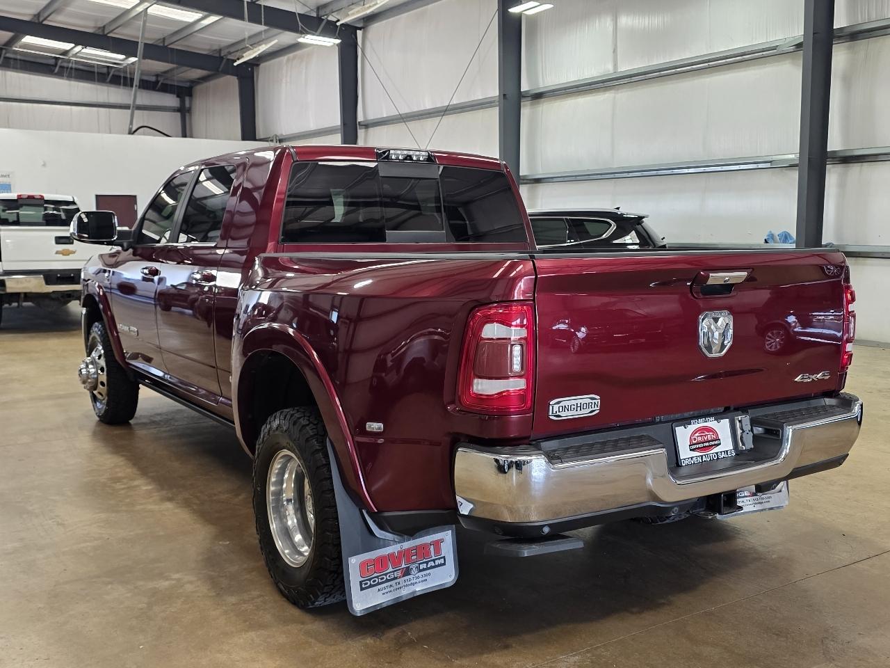 RAM 3500 Longhorn 4x4 Mega Cab 6'4" Box 2020