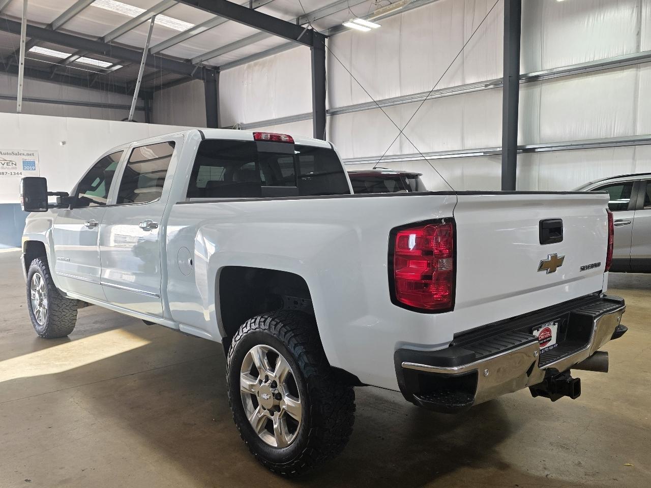 Chevrolet Silverado 2500HD 4WD Crew Cab 153.7" LTZ 2019