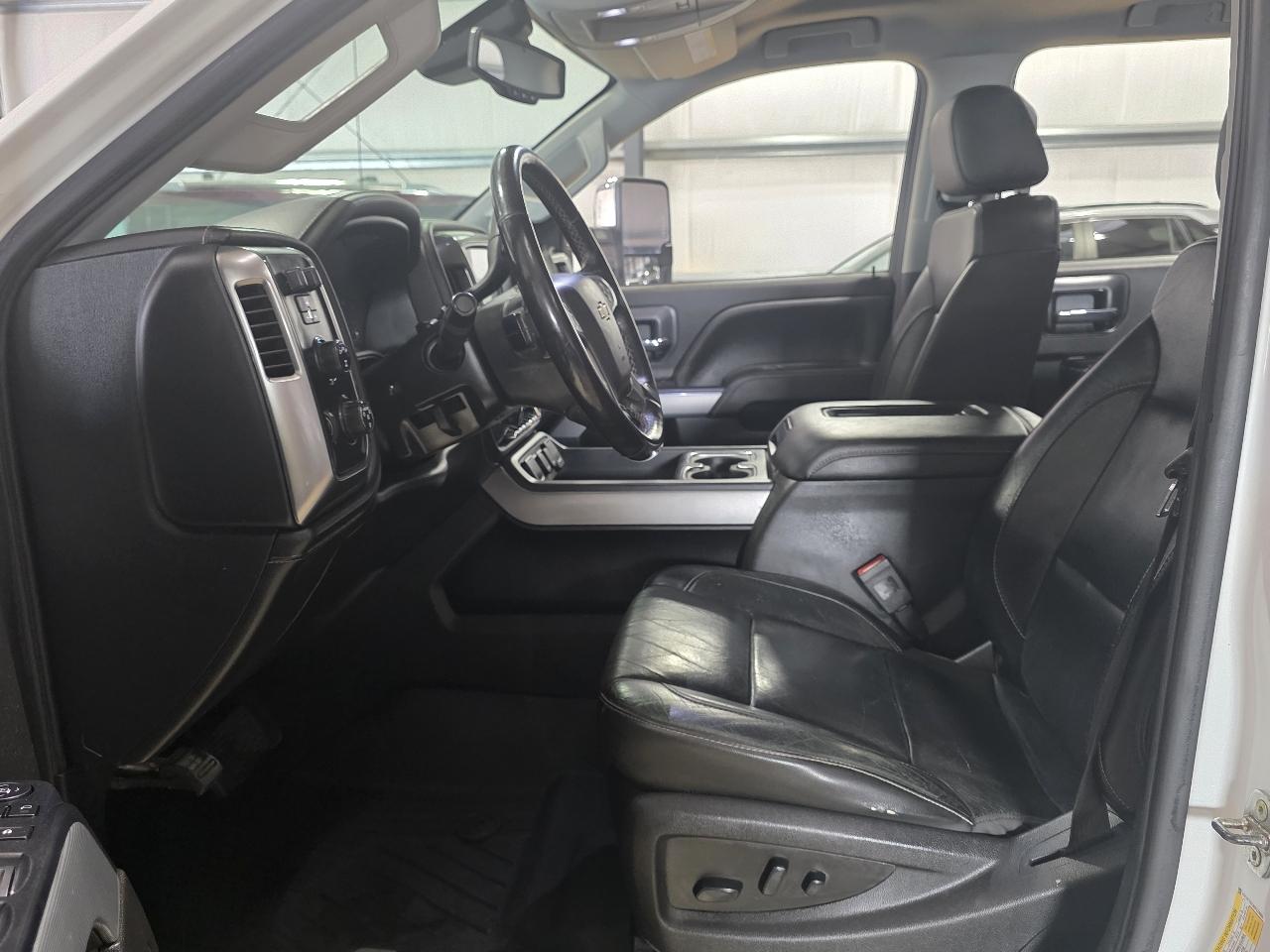 Chevrolet Silverado 2500HD 4WD Crew Cab 153.7" LTZ 2019