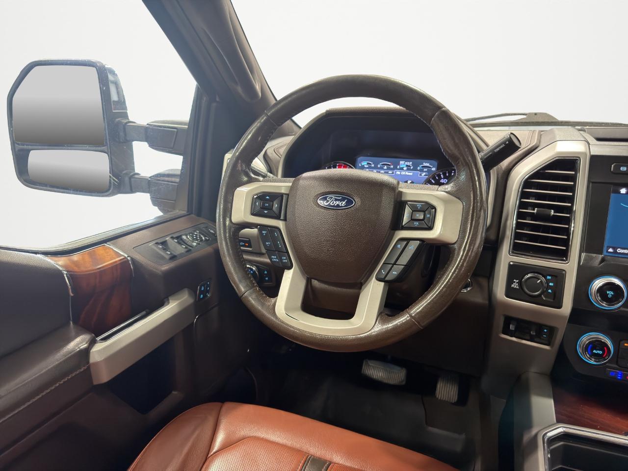 Ford Super Duty F-250 SRW King Ranch 4WD Crew Cab 6.75' Box 2019