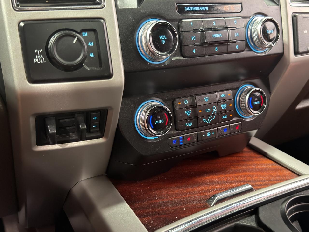 Ford Super Duty F-250 SRW King Ranch 4WD Crew Cab 6.75' Box 2019