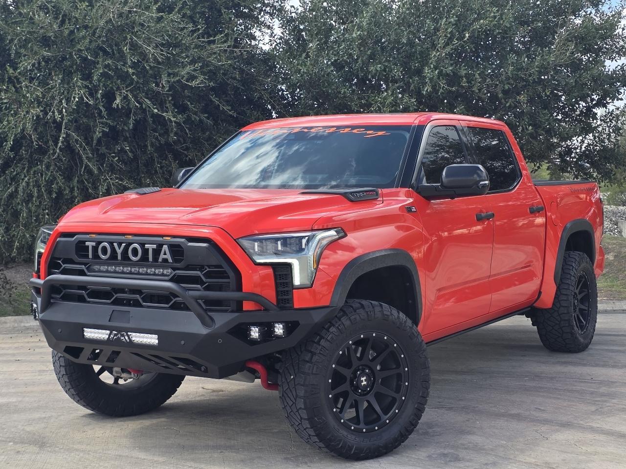 Toyota Tundra 4WD  2023