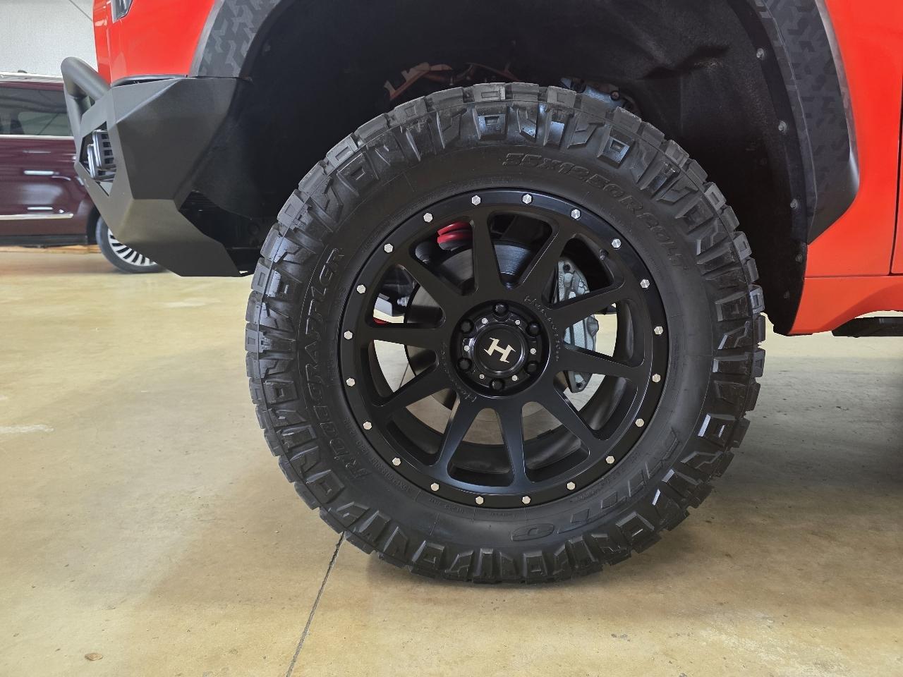 Toyota Tundra 4WD  2023