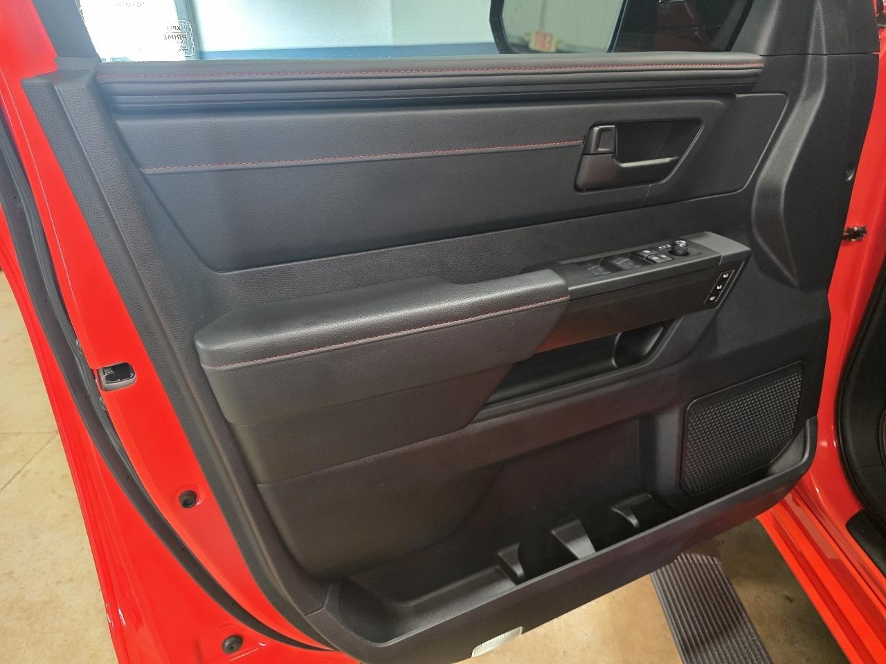 Toyota Tundra 4WD  2023