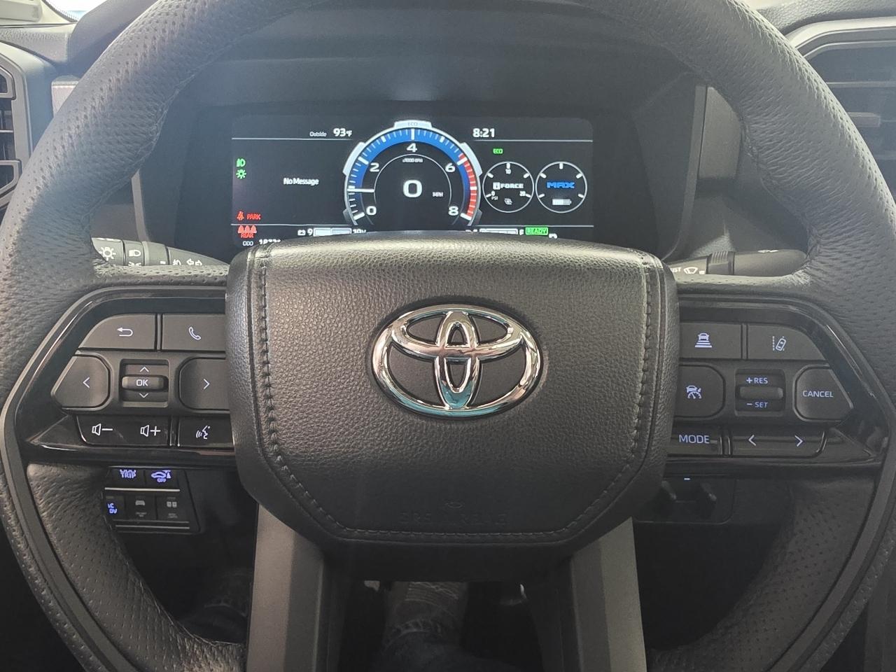 Toyota Tundra 4WD  2023