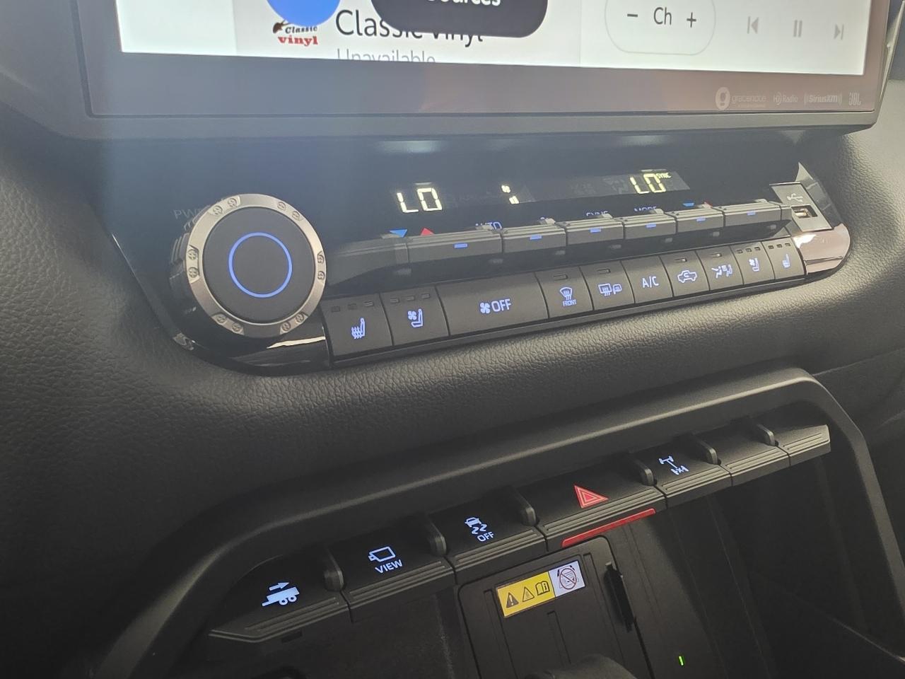 Toyota Tundra 4WD  2023