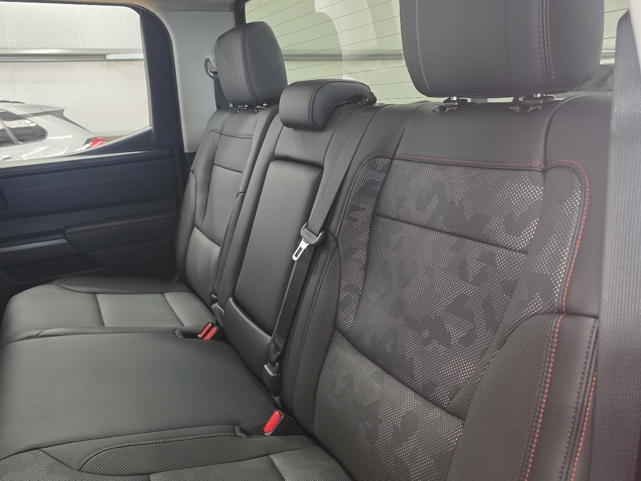 Toyota Tundra 4WD  2023