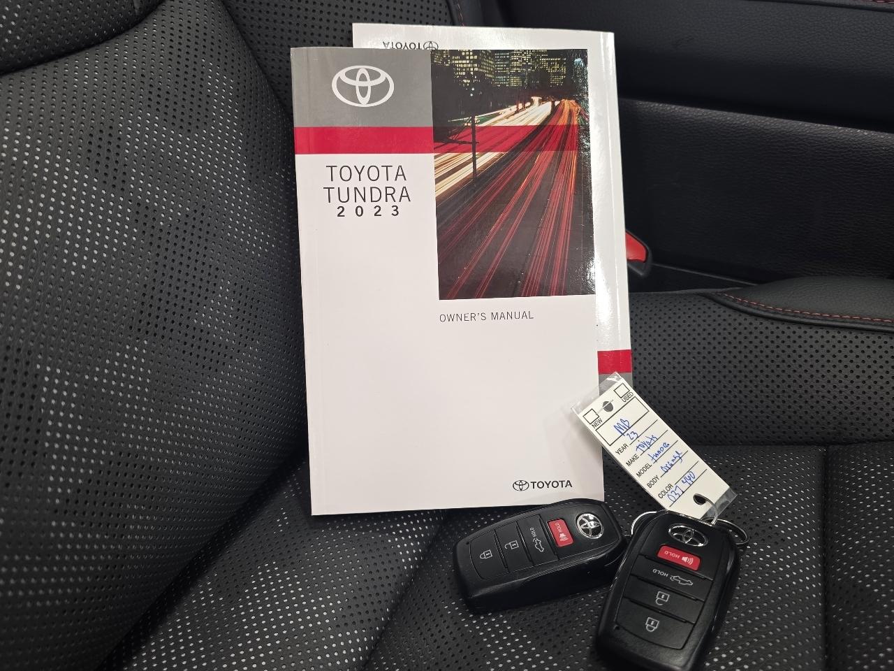 Toyota Tundra 4WD  2023