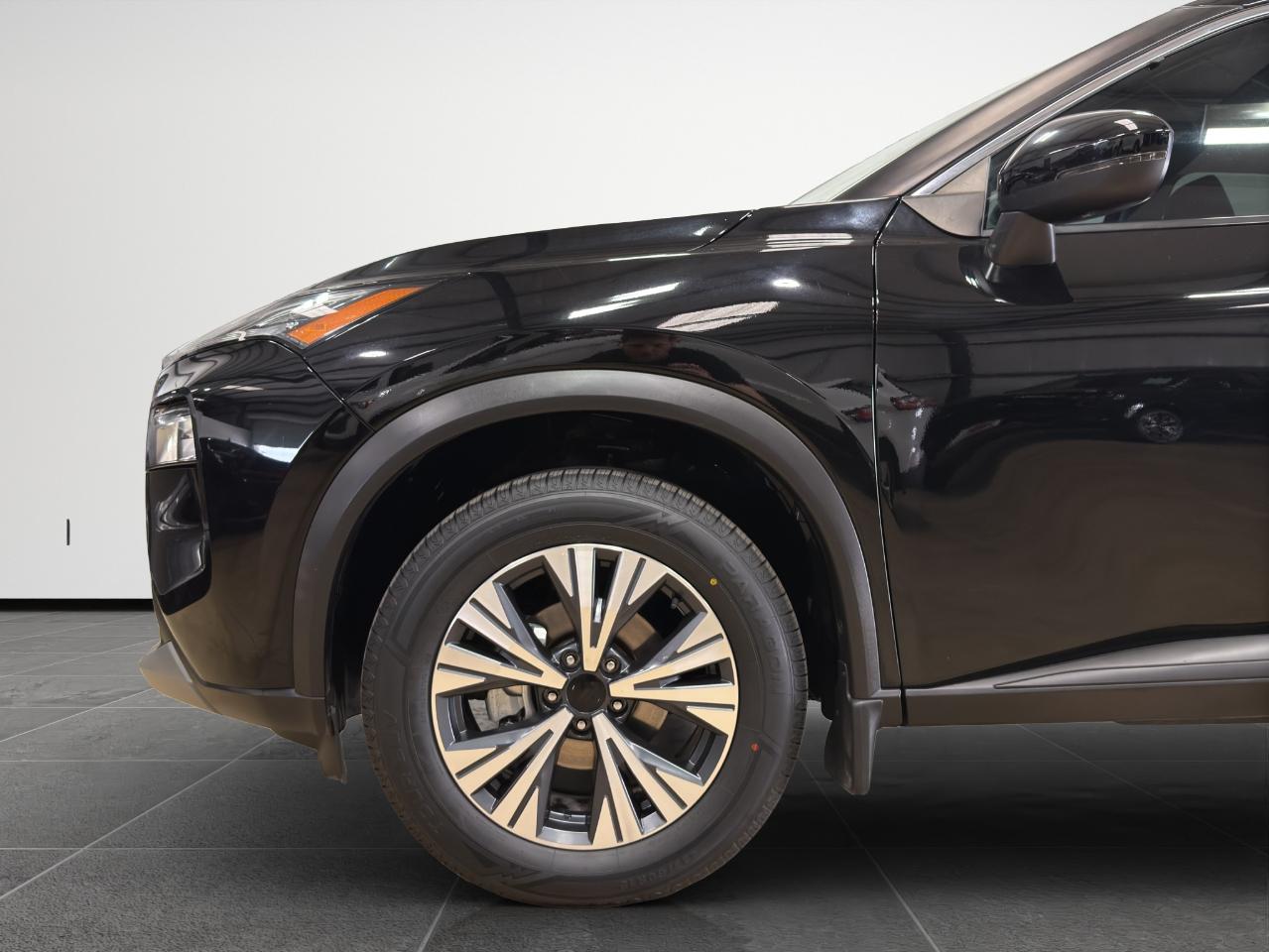 Nissan Rogue FWD SV 2022