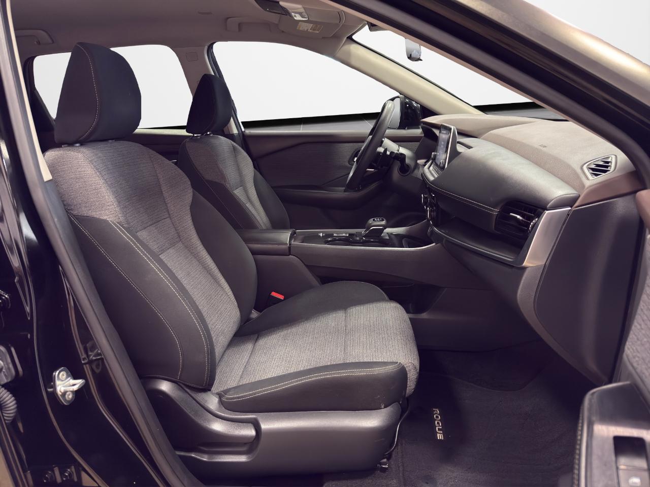 Nissan Rogue FWD SV 2022