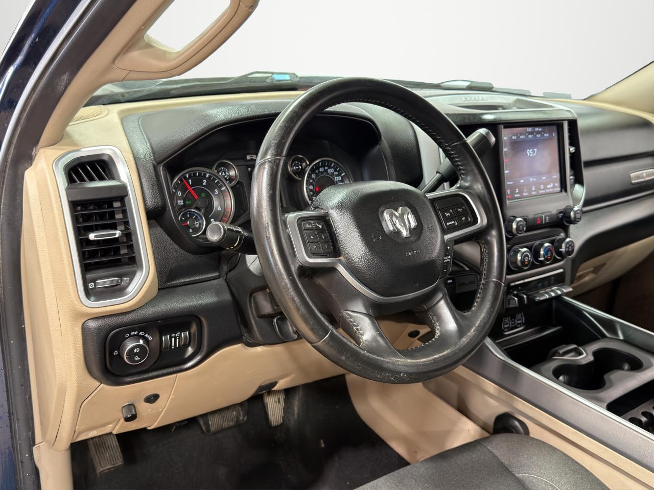 RAM 3500 Lone Star 4x4 Crew Cab 8' Box 2019