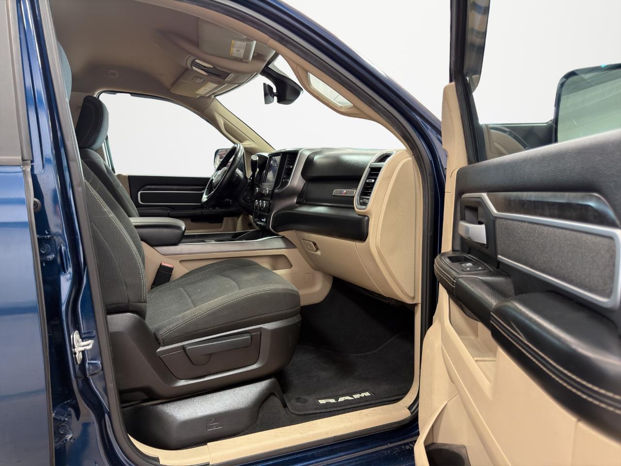 RAM 3500 Lone Star 4x4 Crew Cab 8' Box 2019