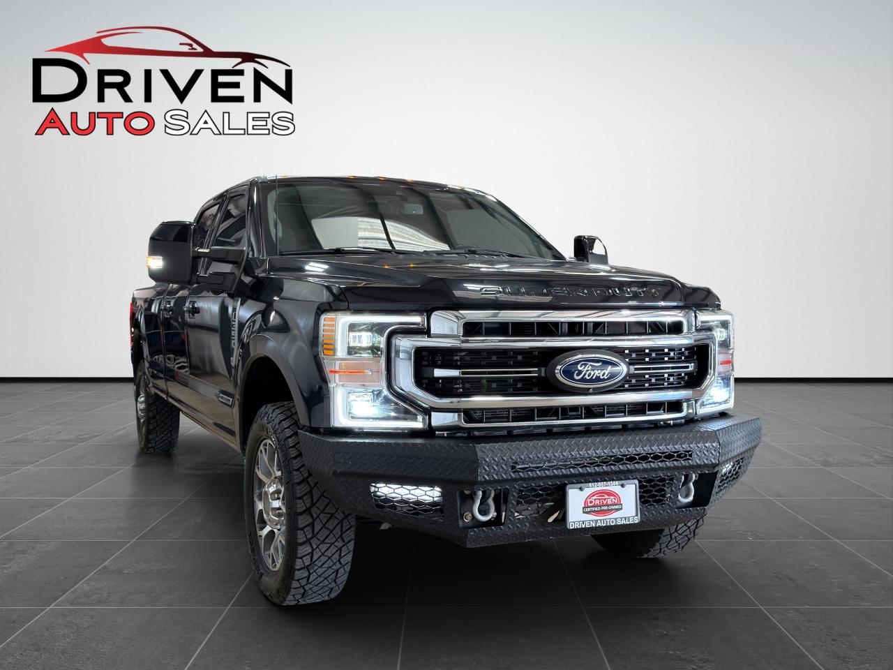 Ford Super Duty F-350 SRW Lariat 4WD Crew Cab 8' Box 2021