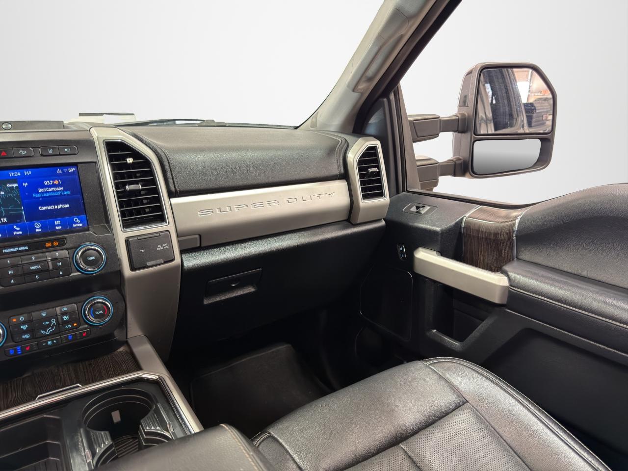 Ford Super Duty F-350 SRW Lariat 4WD Crew Cab 8' Box 2021