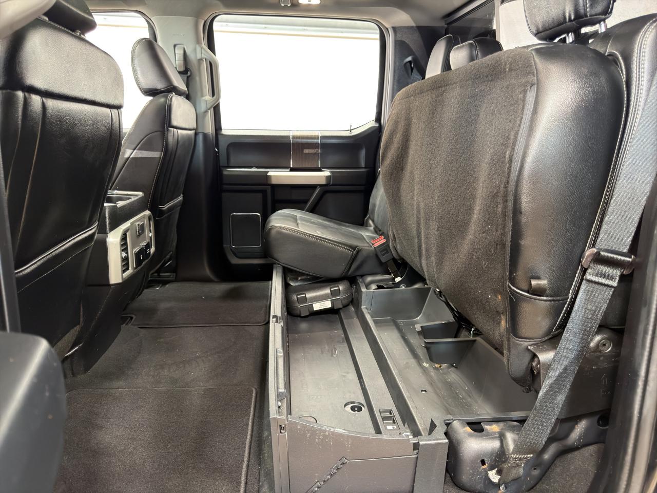 Ford Super Duty F-350 SRW Lariat 4WD Crew Cab 8' Box 2021