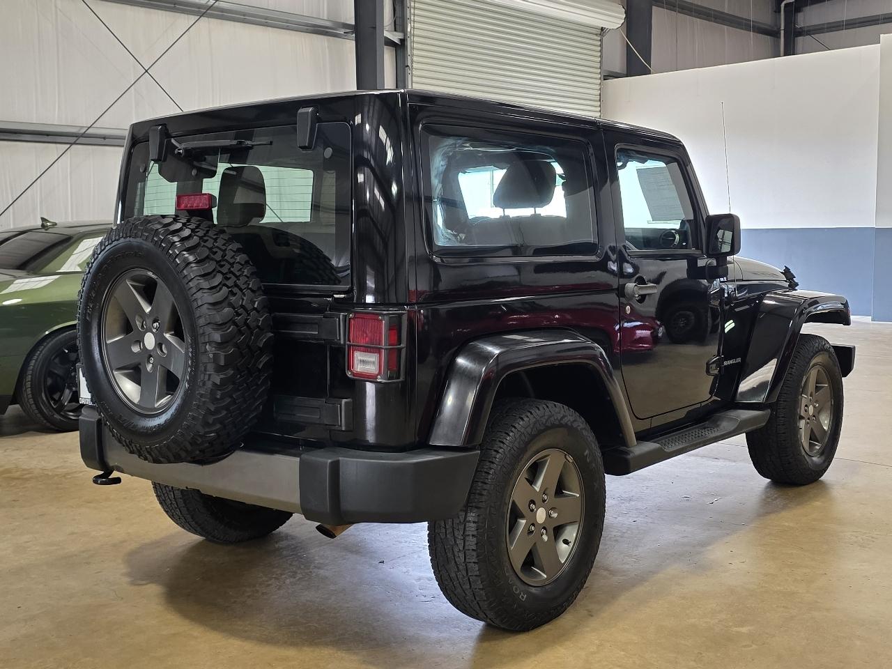 Jeep Wrangler 4WD 2dr Sport 2011