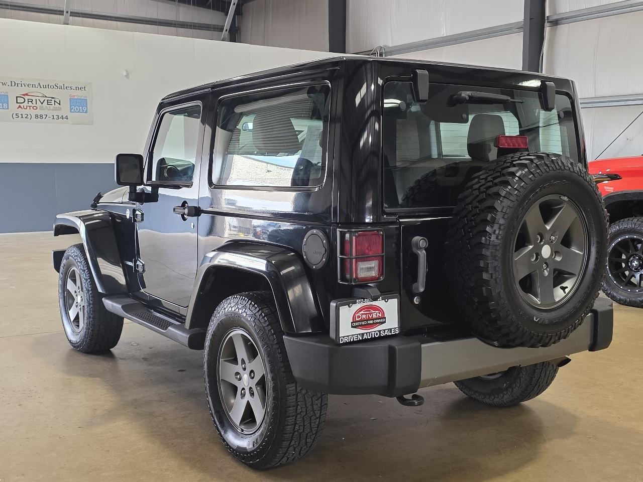 Jeep Wrangler 4WD 2dr Sport 2011
