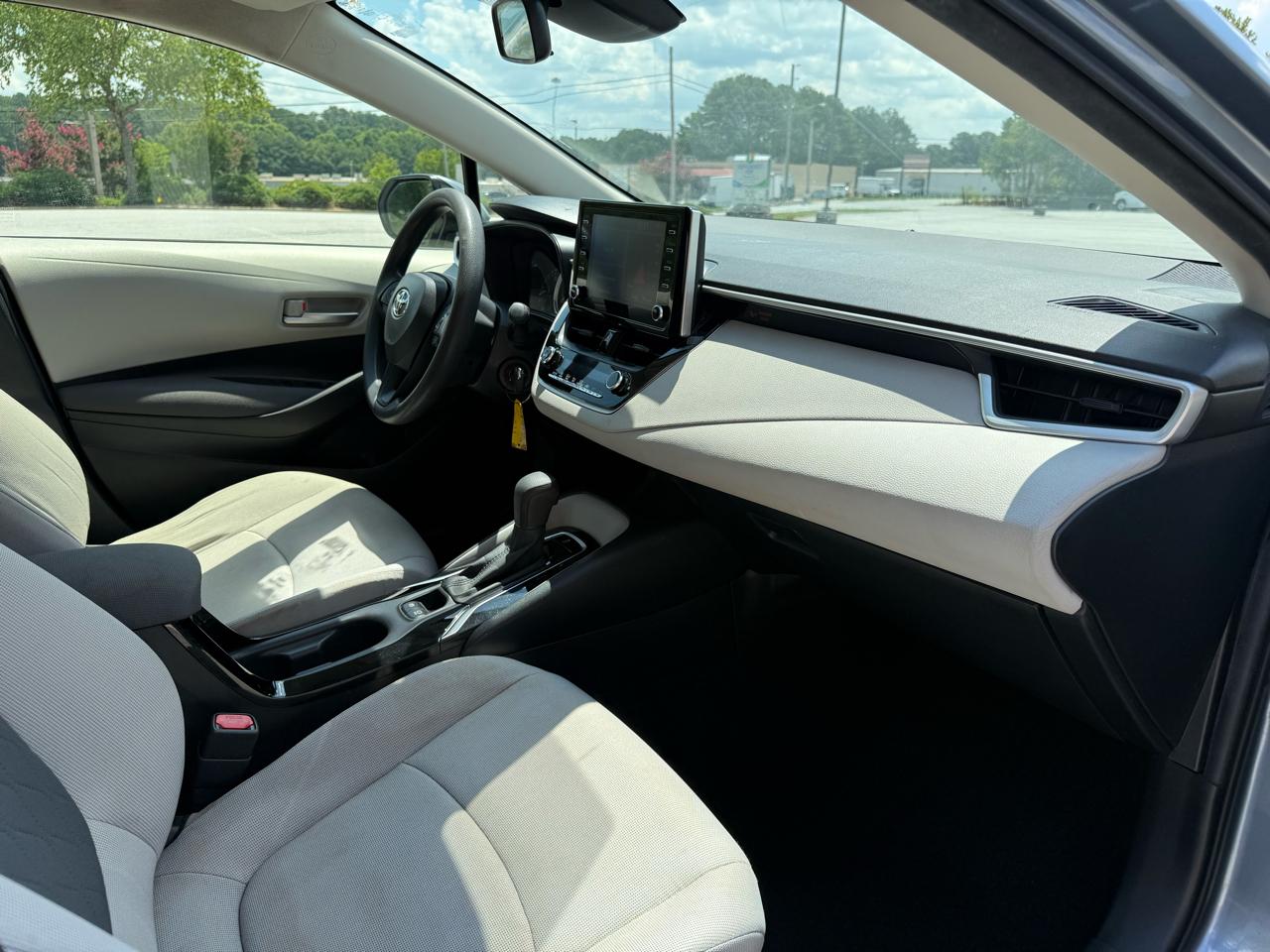 Toyota Corolla LE 2020