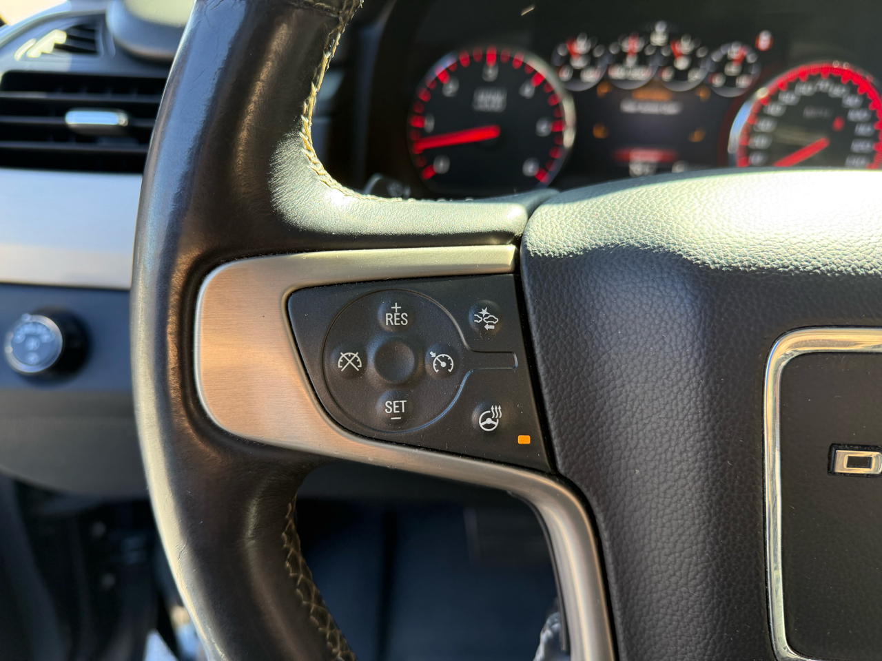 GMC Yukon Denali 2WD 2015