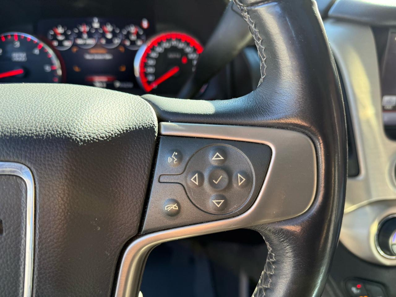 GMC Yukon Denali 2WD 2015