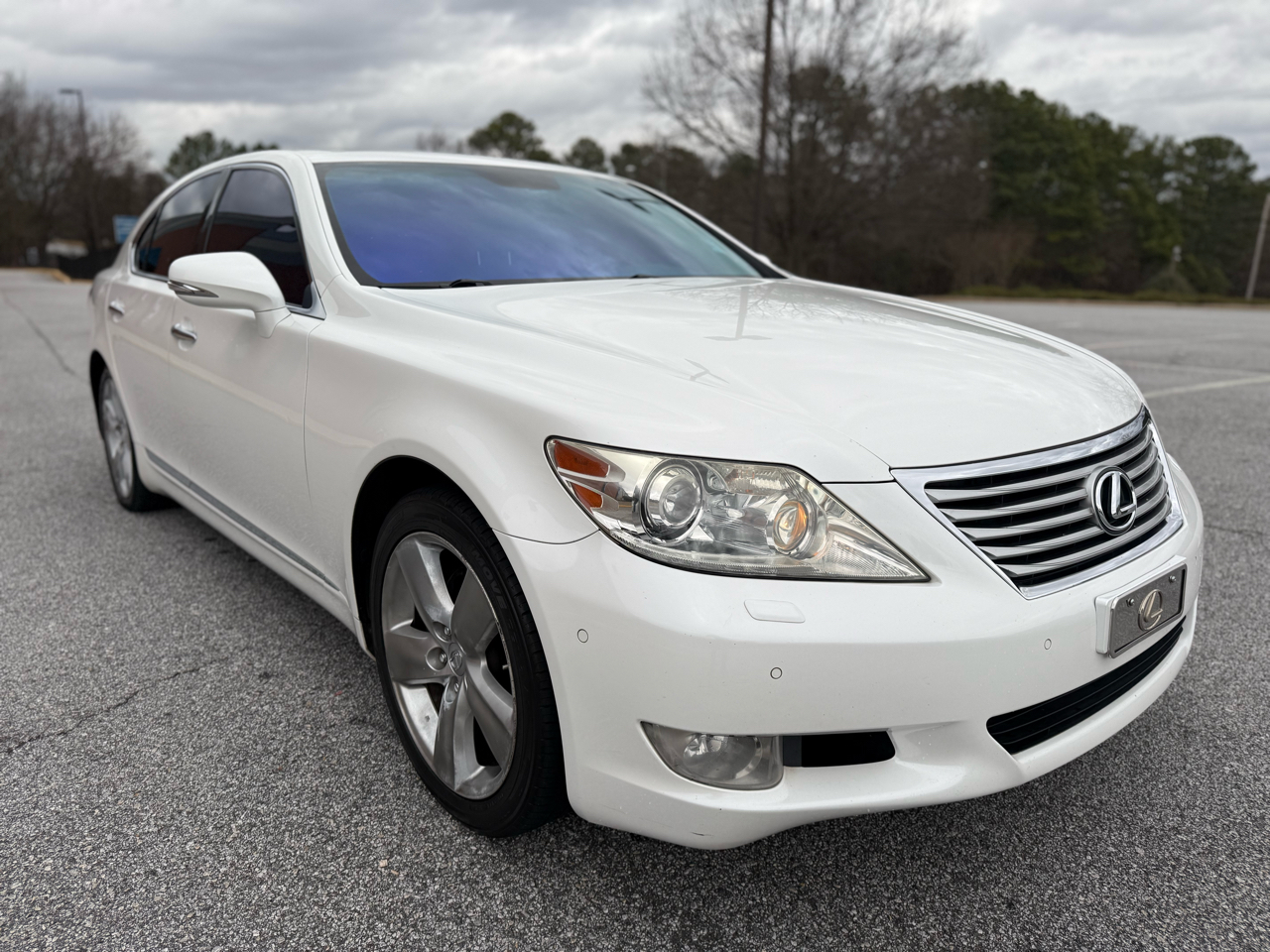 Lexus LS 460 Luxury Sedan 2011