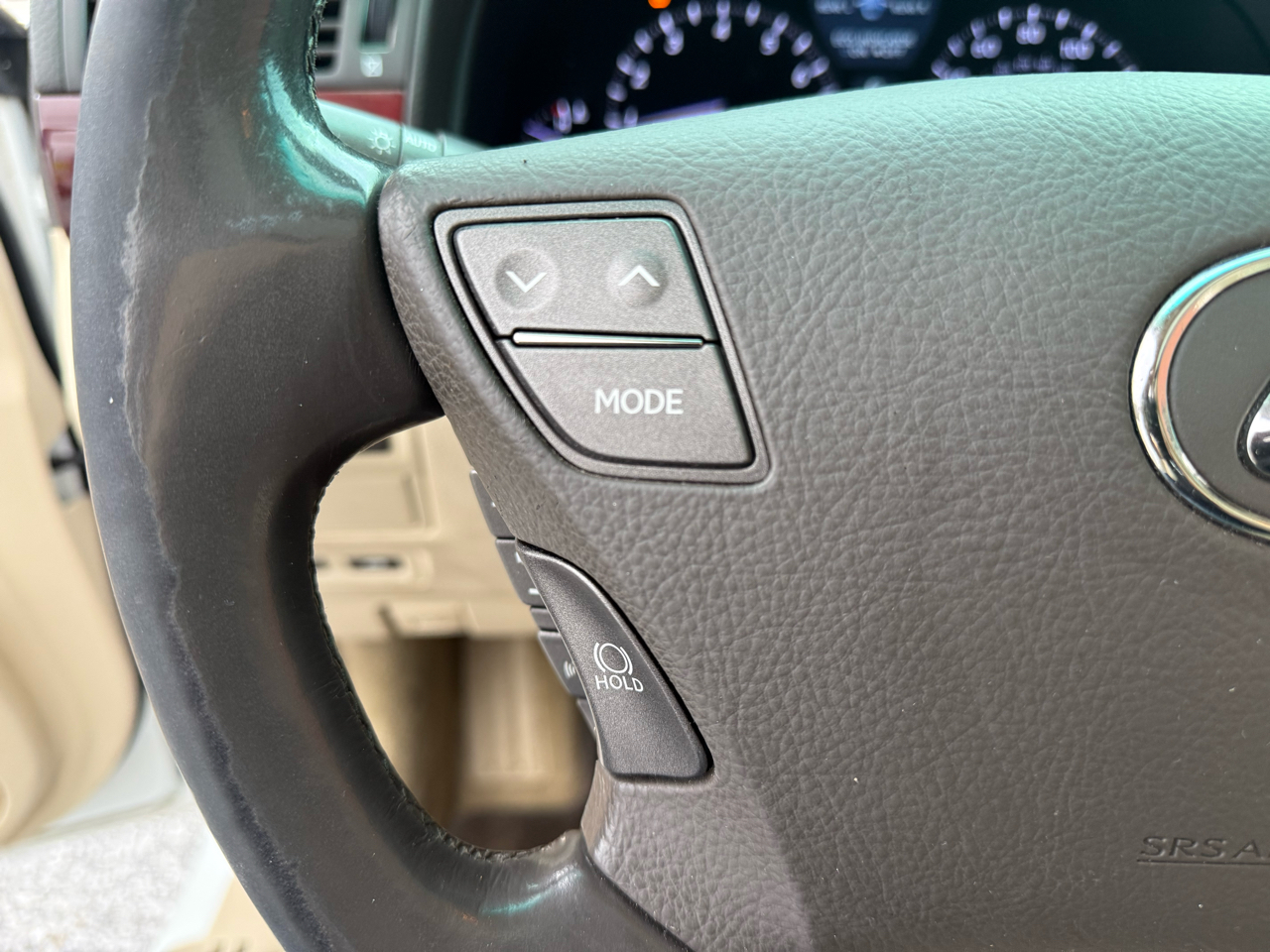 Lexus LS 460 Luxury Sedan 2011