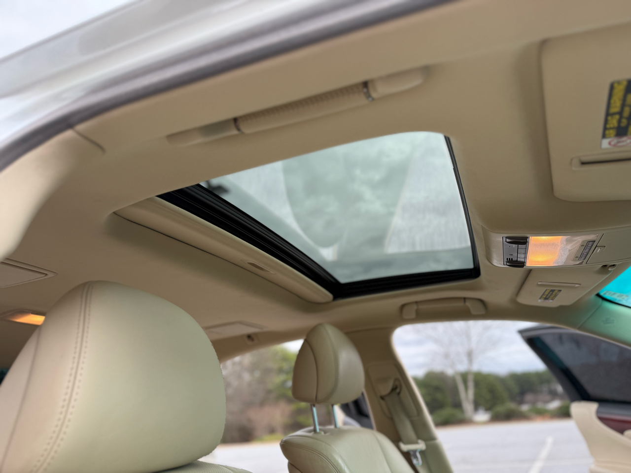 Lexus LS 460 Luxury Sedan 2011