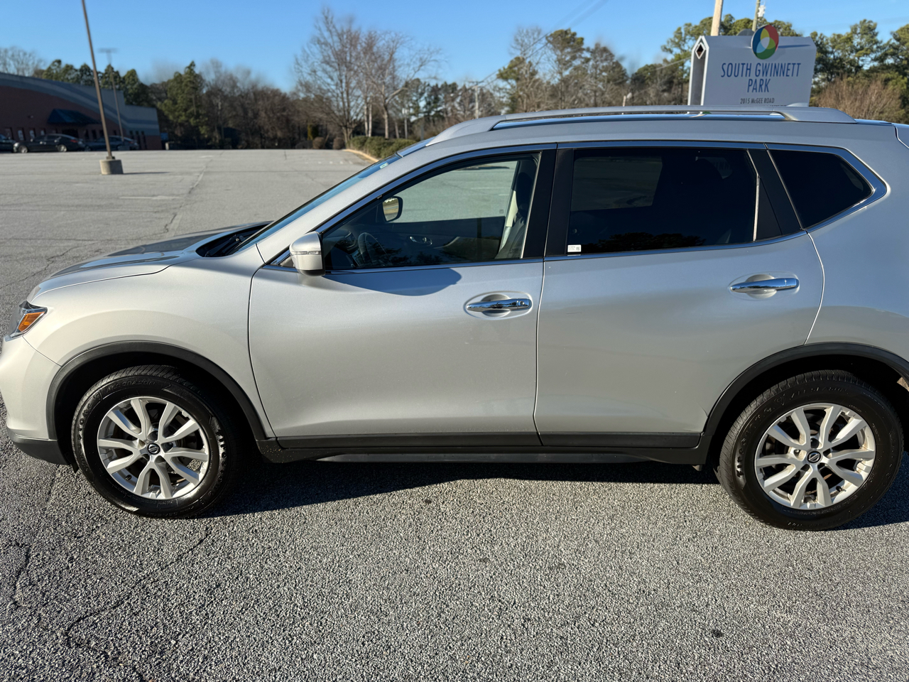 Nissan Rogue SV 2WD 2019