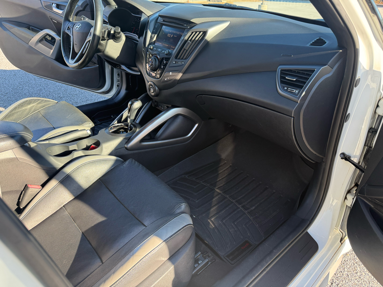 Hyundai Veloster Turbo 6MT 2016