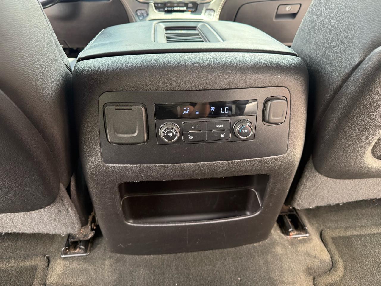 Chevrolet Suburban LTZ 2WD 2016