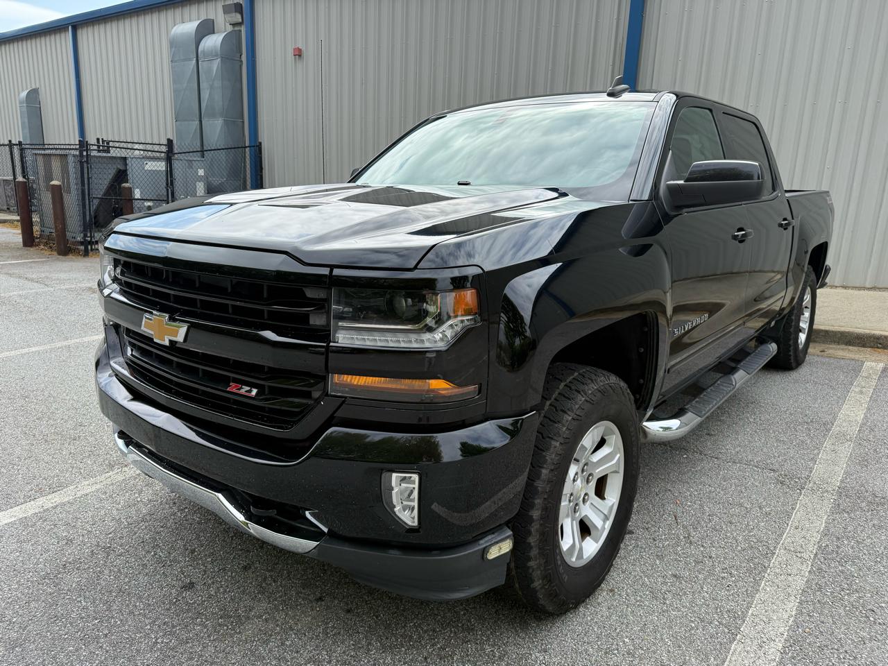 Chevrolet Silverado 1500 LT Crew Cab 4WD 2017