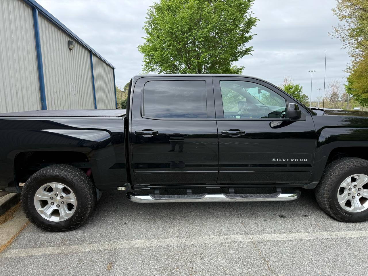Chevrolet Silverado 1500 LT Crew Cab 4WD 2017