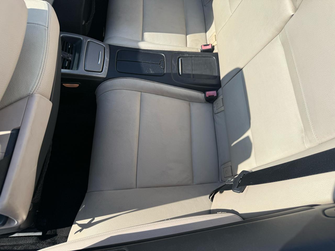 BMW 3-Series 335i Convertible - SULEV 2011