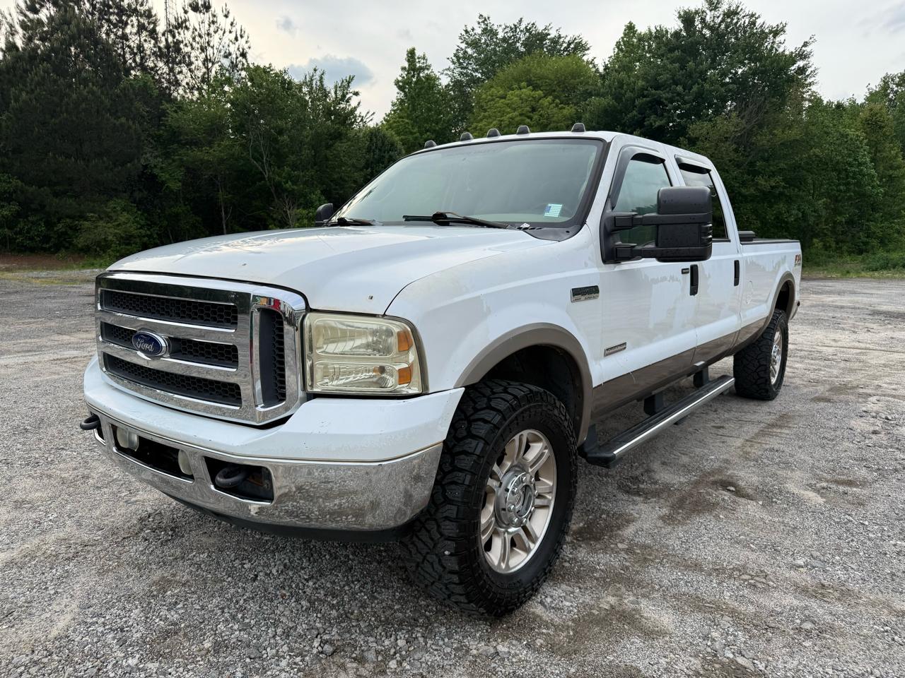 Ford F-350 SD Lariat Crew Cab 4WD 2005