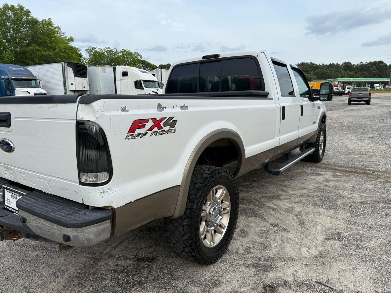 Ford F-350 SD Lariat Crew Cab 4WD 2005