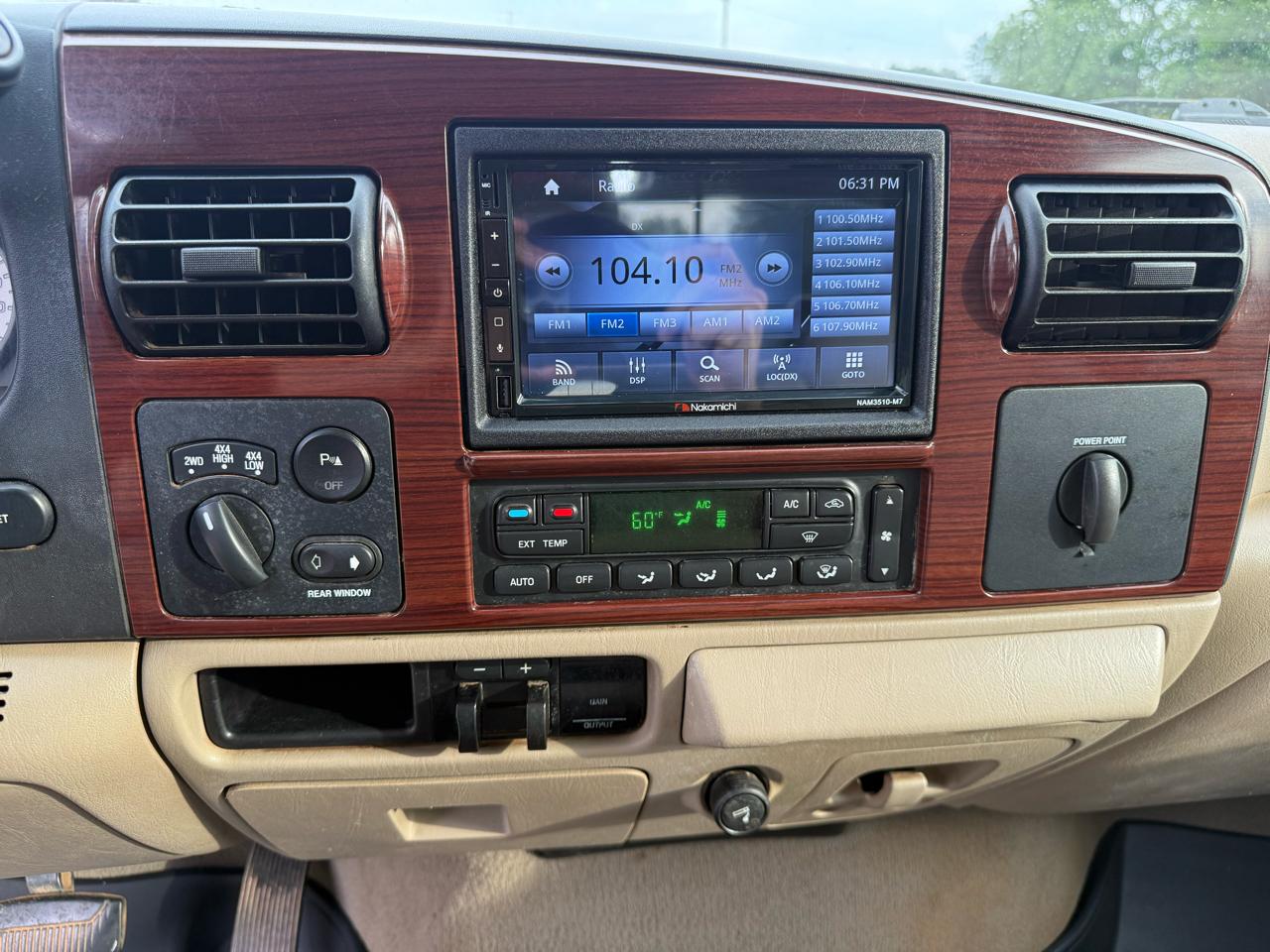 Ford F-350 SD Lariat Crew Cab 4WD 2005