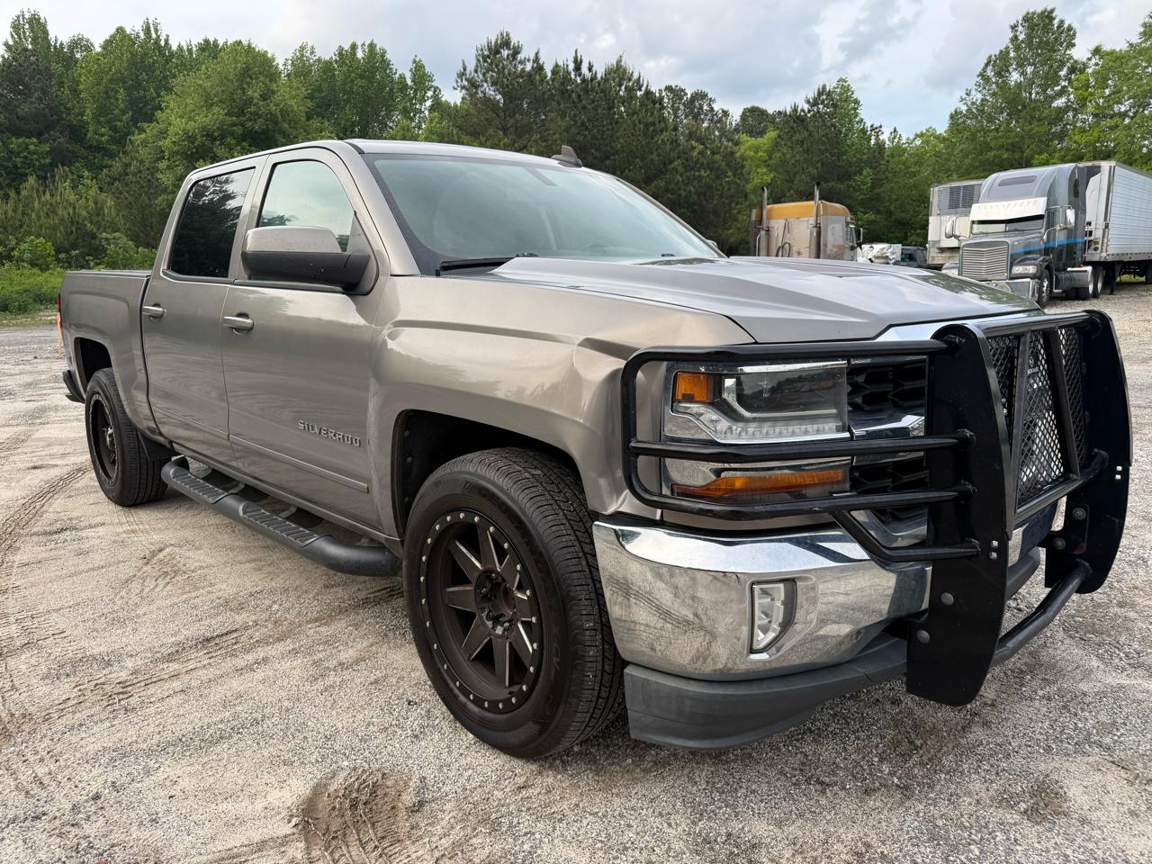 Chevrolet Silverado 1500 LT Crew Cab 2WD 2017