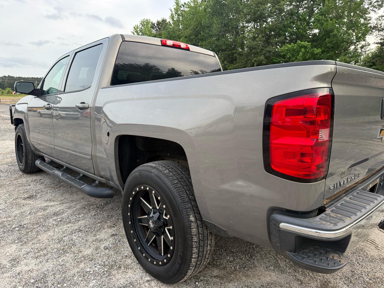 Chevrolet Silverado 1500 LT Crew Cab 2WD 2017