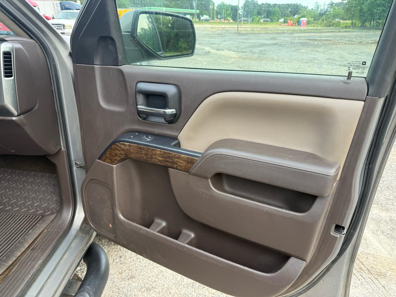 Chevrolet Silverado 1500 LT Crew Cab 2WD 2017