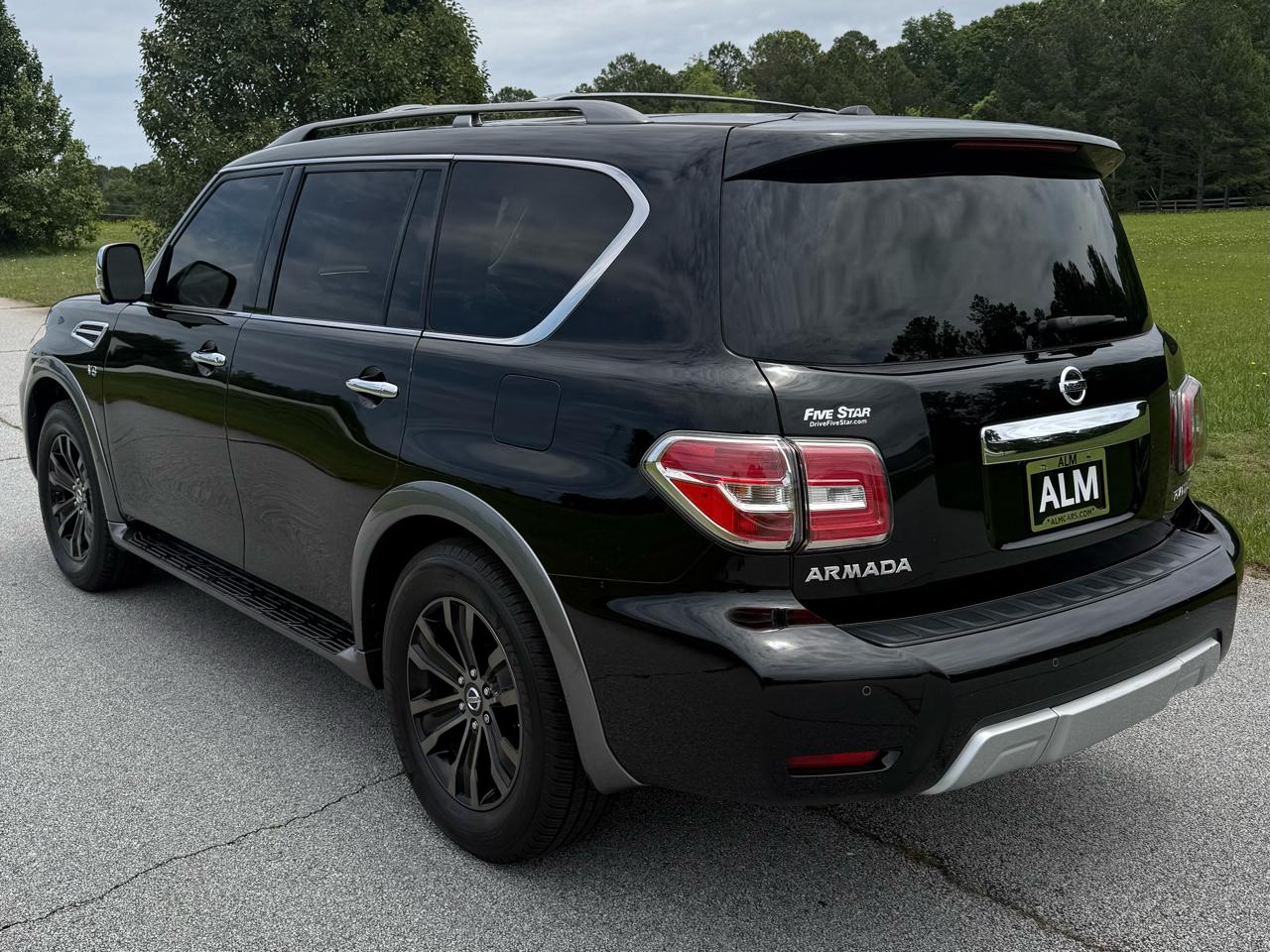 Nissan Armada Platinum 2WD 2017