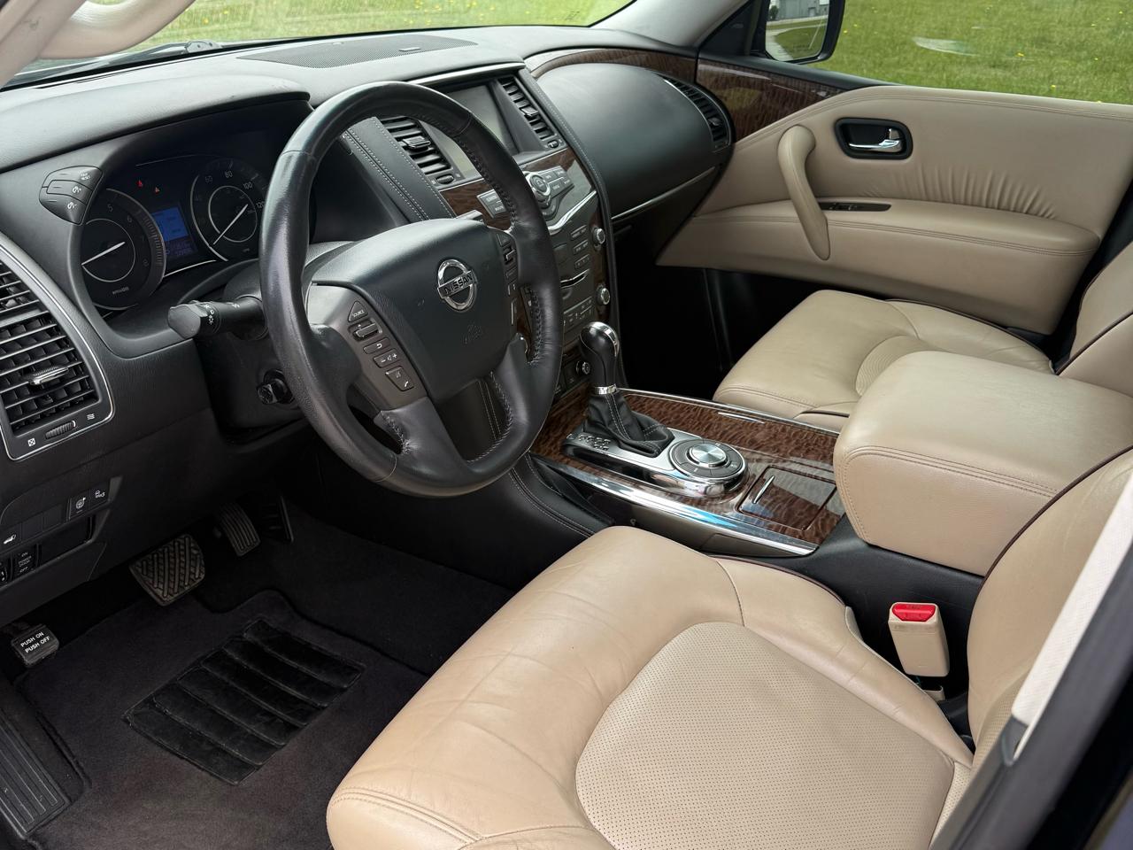 Nissan Armada Platinum 2WD 2017