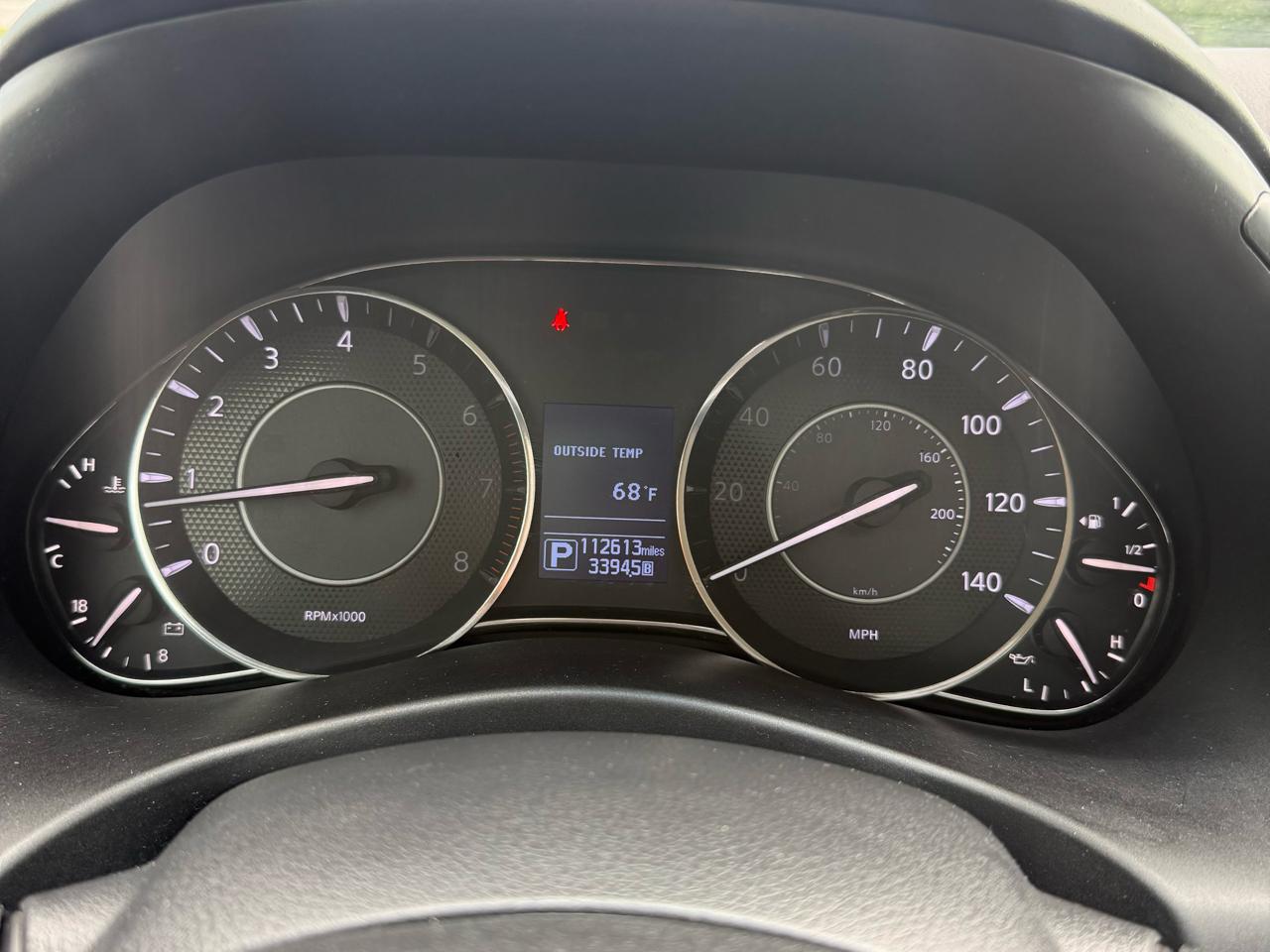 Nissan Armada Platinum 2WD 2017