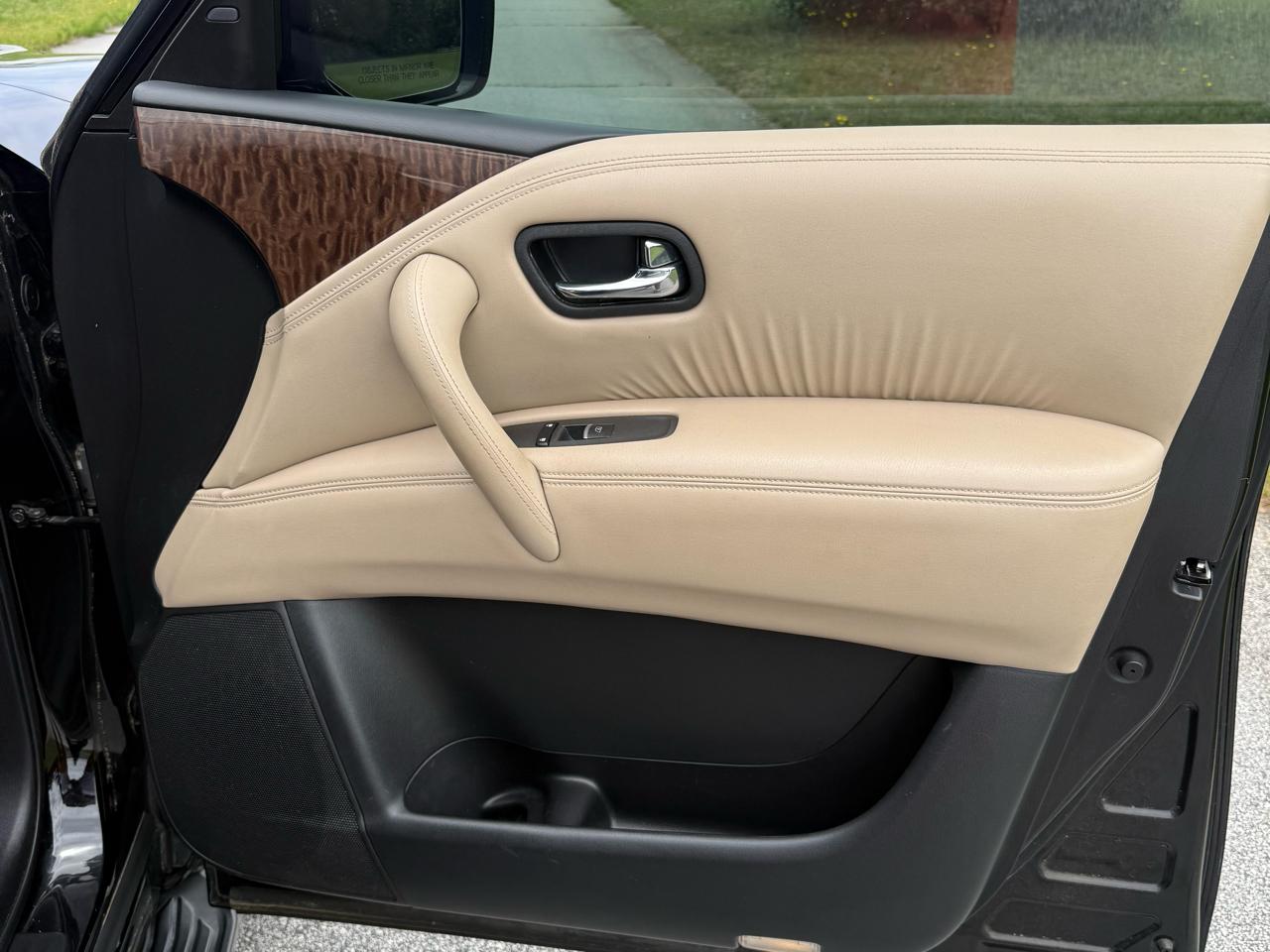 Nissan Armada Platinum 2WD 2017
