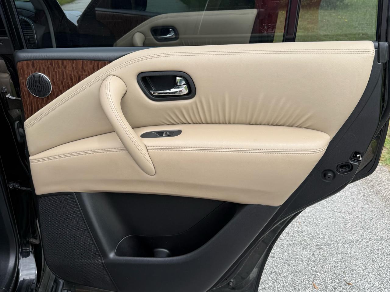 Nissan Armada Platinum 2WD 2017